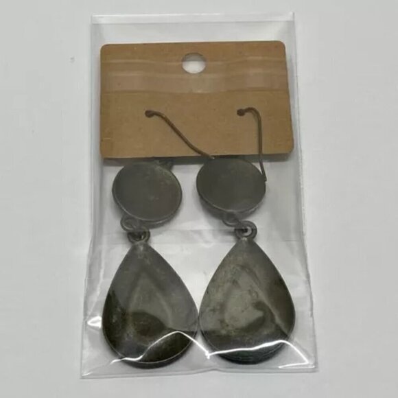 Turquoise Enamel Dangle Drop Earrings Coral Blue Bronze Tone Tear Drop 2 1/4” - Picture 9 of 10